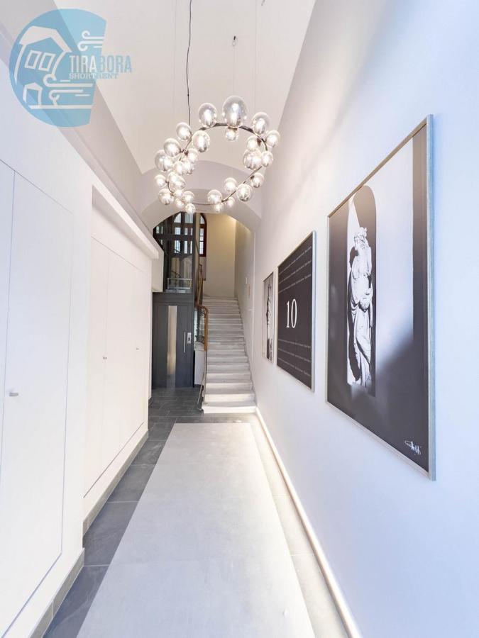 Ferienwohnung Piazza Della Borsa 3C Tirabora Short Rent Triest Exterior foto